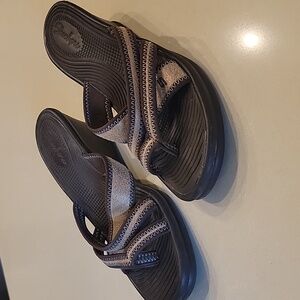 Women's sandals